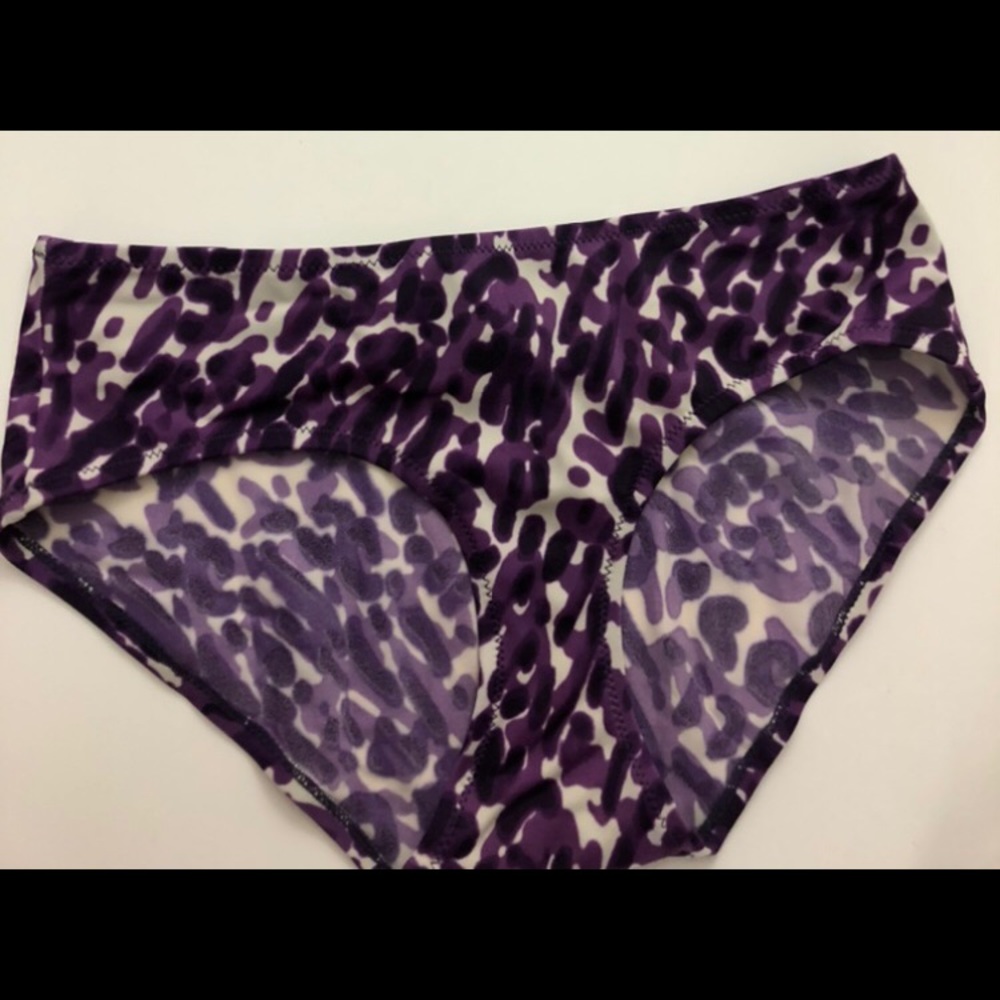 Purple patterned bikini - Picture 2 of 2